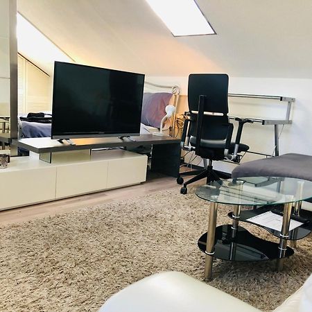 Caleva'S Bnb Pforzheim Luaran gambar