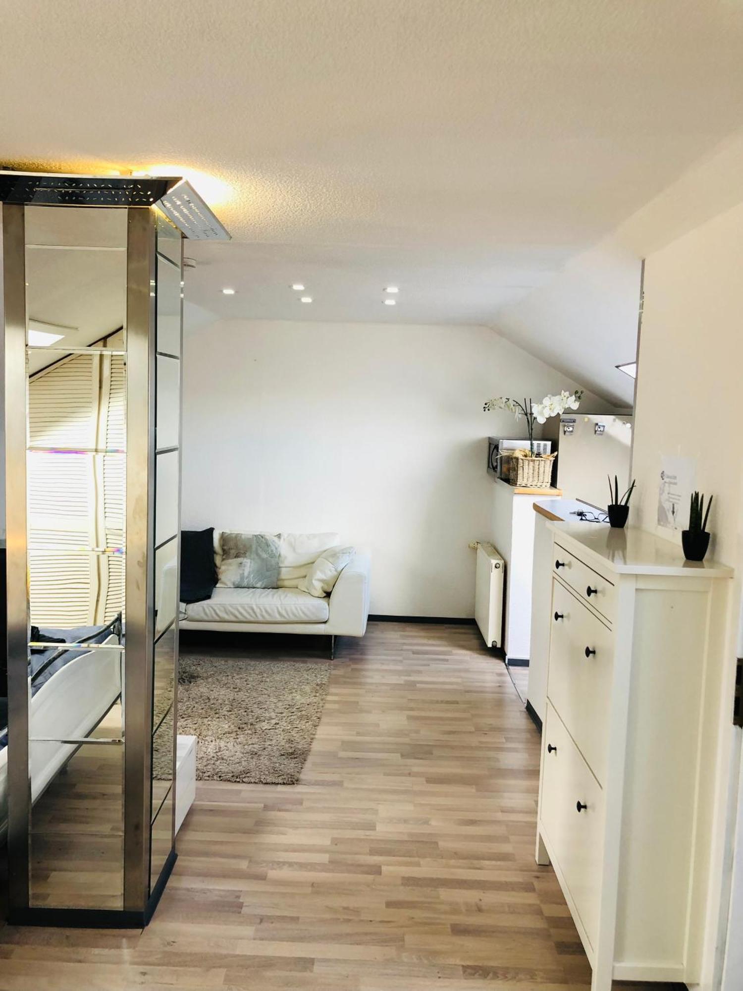 Caleva'S Bnb Pforzheim Luaran gambar